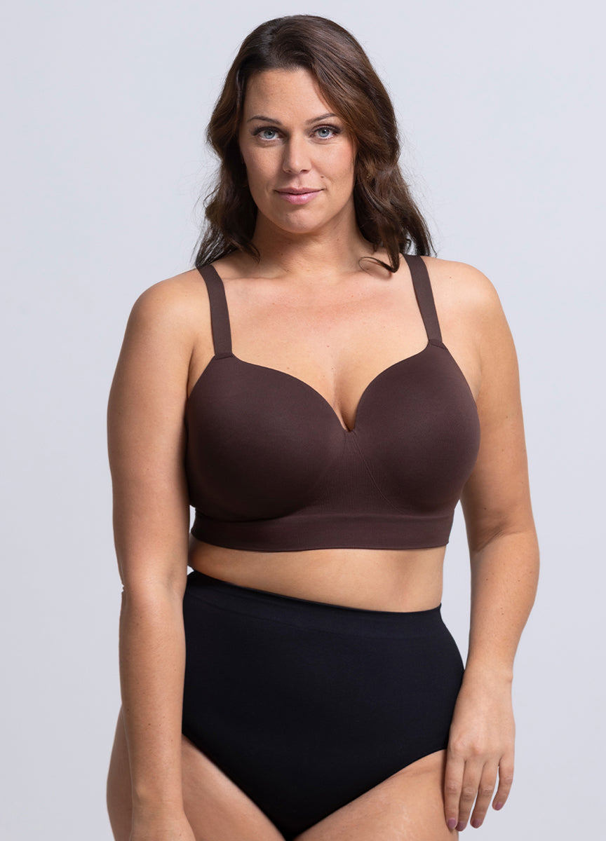 <div>Corine heeft cup 90D en draagt maat L+</div><span>